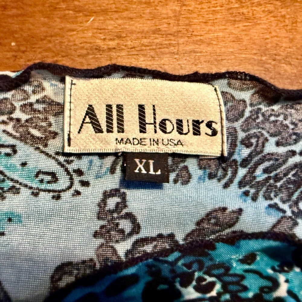 All Hours Women's XL Turquoise Leopard Paisley‎ Rhinestone Tunic Top 3/4 Sleeve